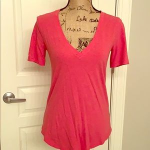 Lululemon Love Tee V neck size 4